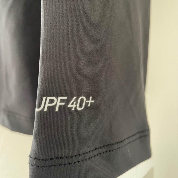 Nike Rashguard Size M - Picture 3 of 4